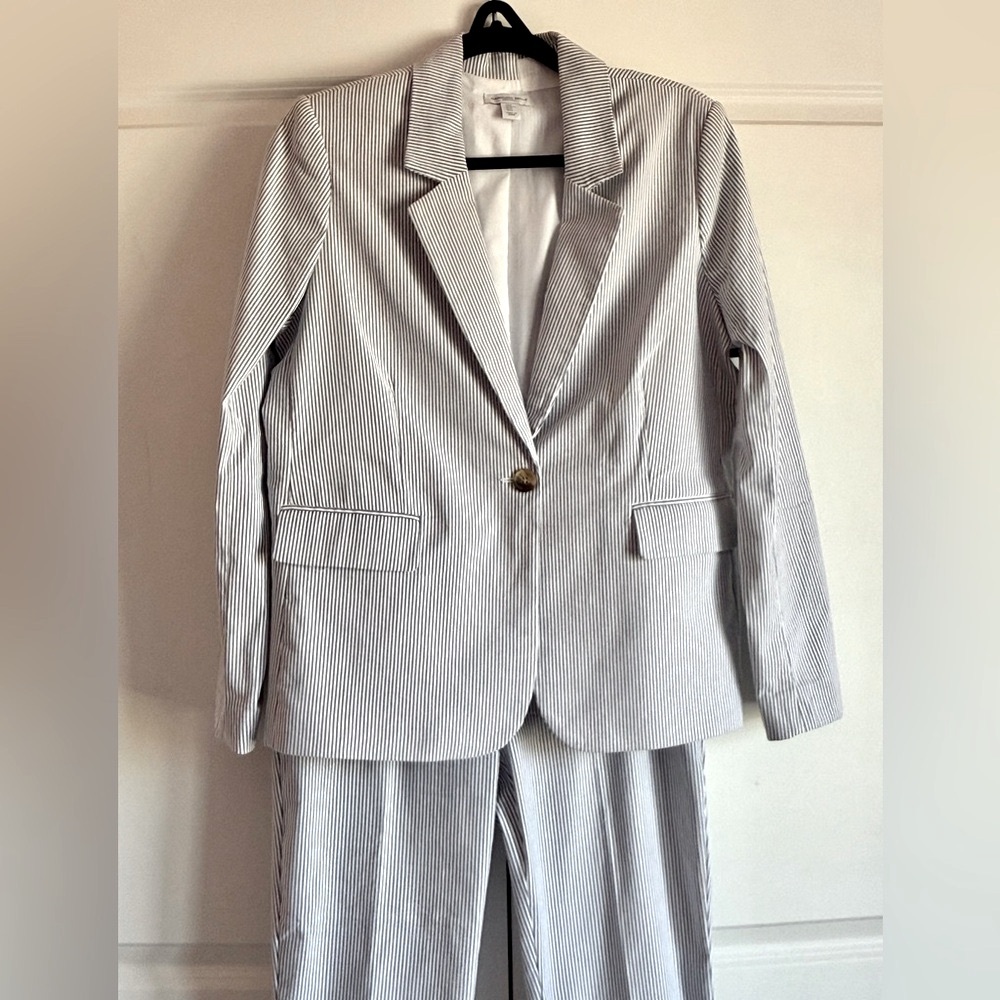 Carolina Belle Striped Lined Blazer - White and Blue SZ.M